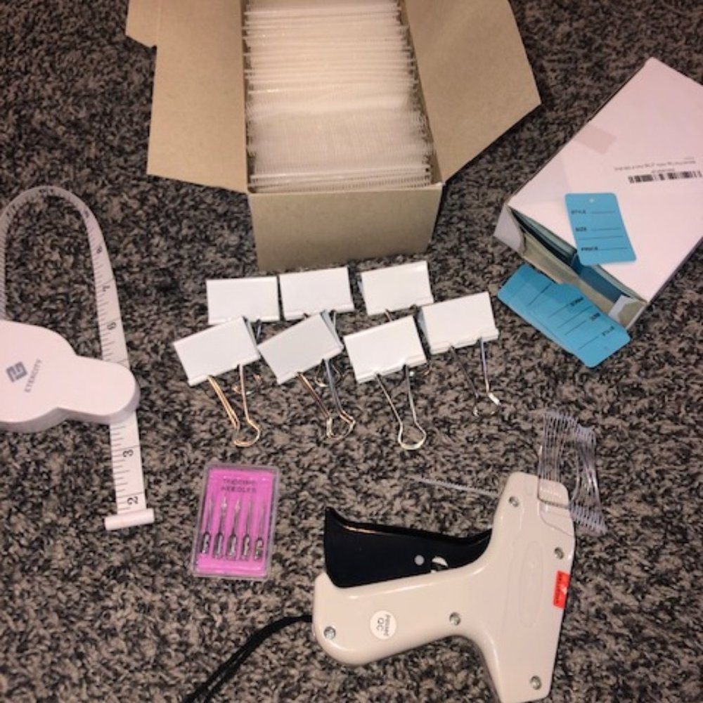 Retail clothing tag, pins and labels